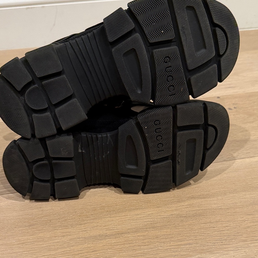 Gucci Flashtrek Sneakers - Picture 4 of 4